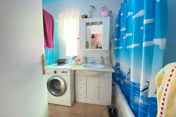 Image No.31-5 Bed Townhouse for sale