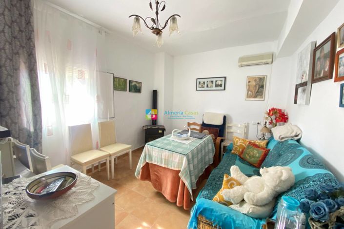 Image No.32-5 Bed Townhouse for sale