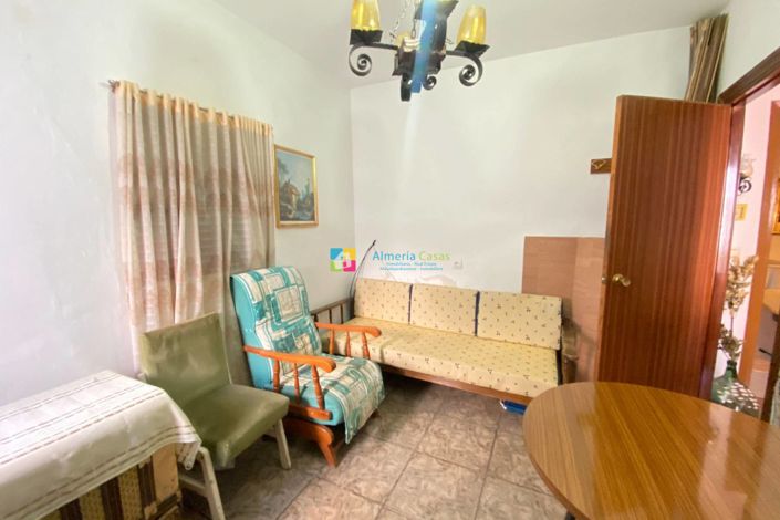 Image No.4-5 Bed Townhouse for sale