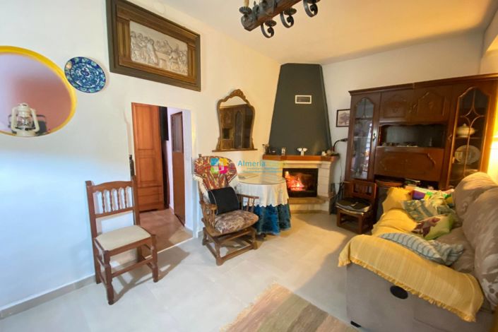 Image No.6-5 Bed Townhouse for sale