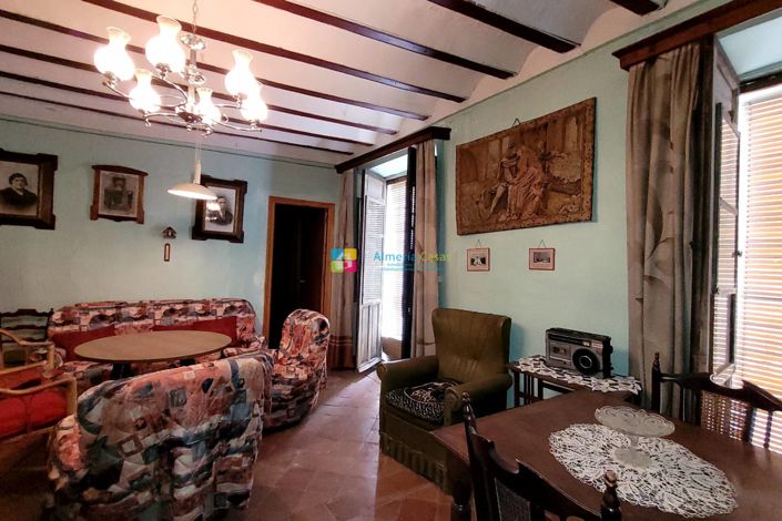 Image No.15-Maison de ville de 9 chambres à vendre à Cullar