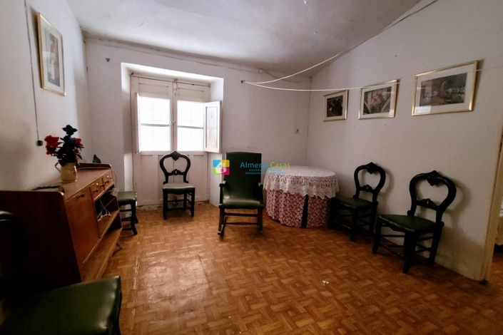 Image No.22-Maison de ville de 9 chambres à vendre à Cullar