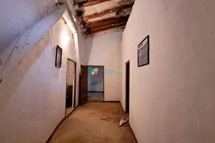 Image No.30-Maison de ville de 9 chambres à vendre à Cullar