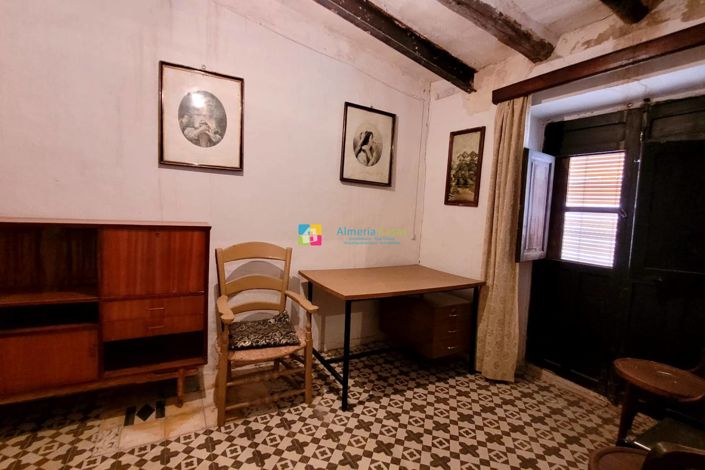 Image No.32-Maison de ville de 9 chambres à vendre à Cullar