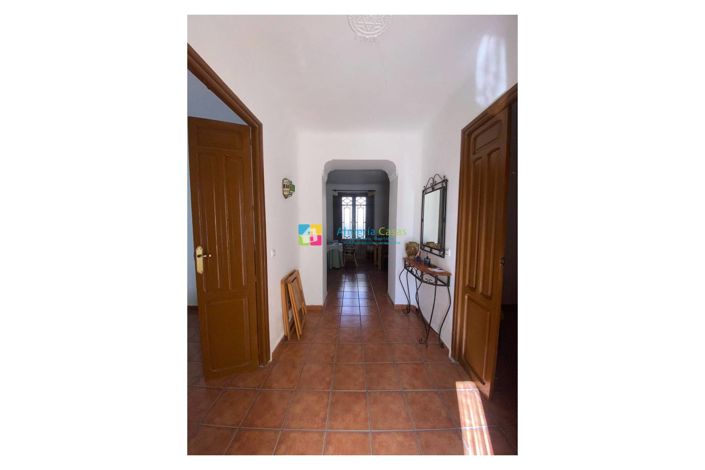 Image No.6-3 Bed Country House for sale