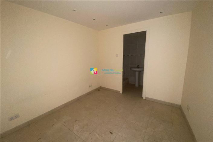 Image No.9-Maison de ville de 3 chambres à vendre à Almeria