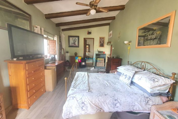 Image No.29-4 Bed Villa for sale