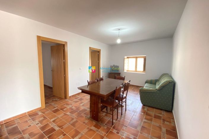 Image No.11-4 Bed Country House for sale