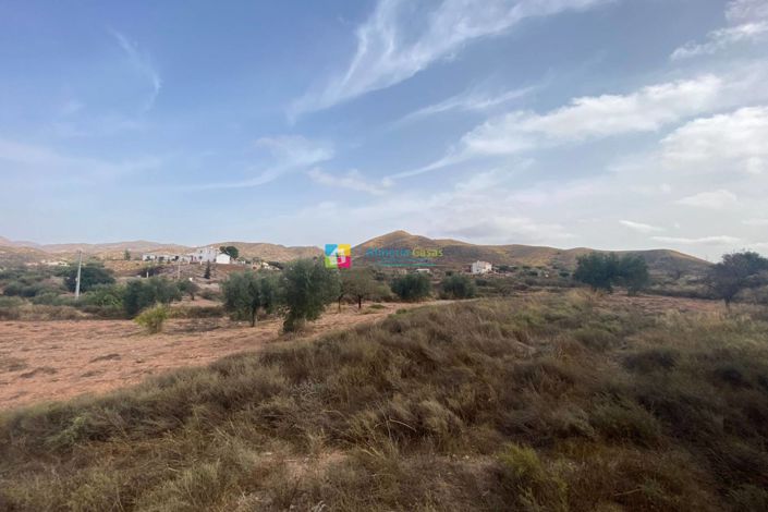 Image No.27-4 Bed Country House for sale