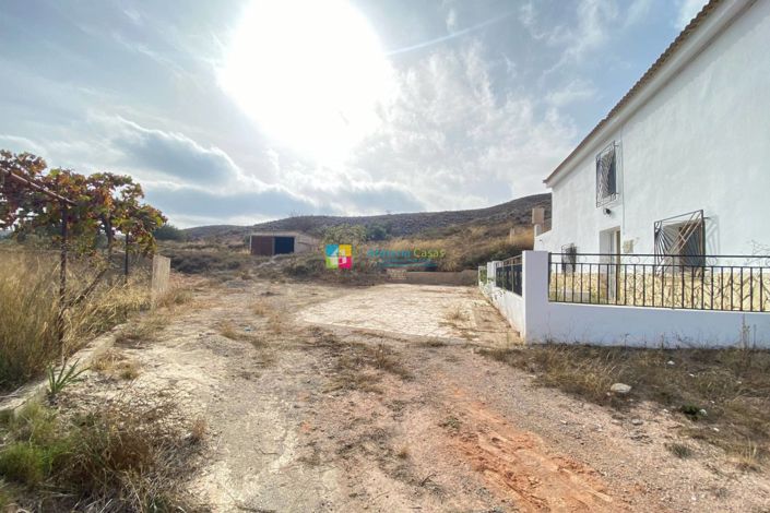 Image No.3-4 Bed Country House for sale