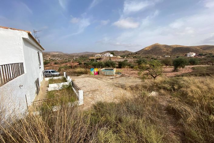 Image No.33-4 Bed Country House for sale