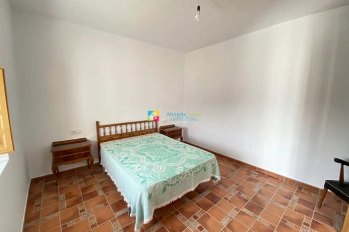 Image No.7-4 Bed Country House for sale