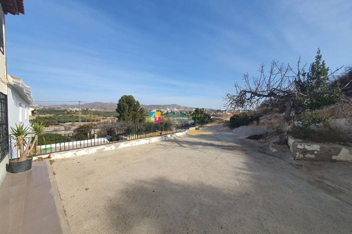 Image No.2-Maison de campagne de 4 chambres à vendre à Arboleas