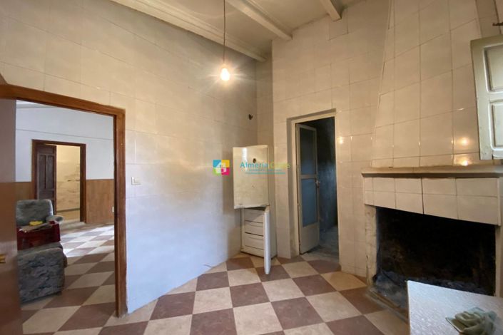 Image No.17-3 Bed Townhouse for sale