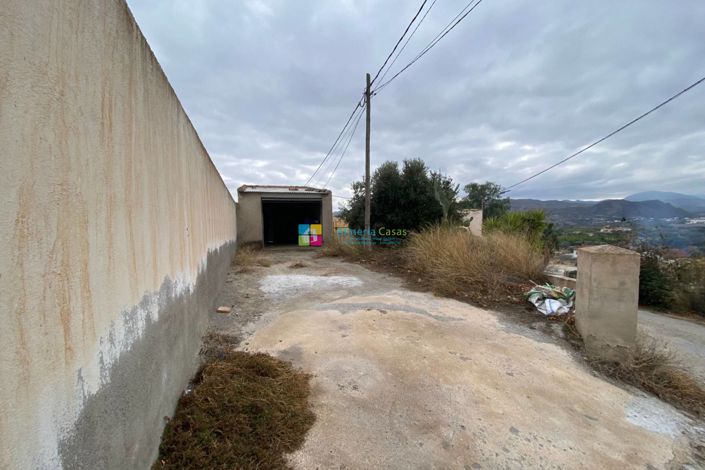 Image No.29-3 Bed Townhouse for sale