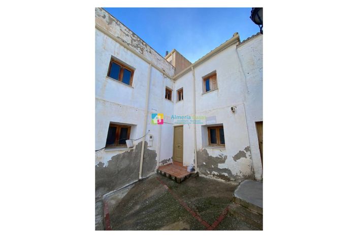 Image No.1-Maison de ville de 4 chambres à vendre à Almeria