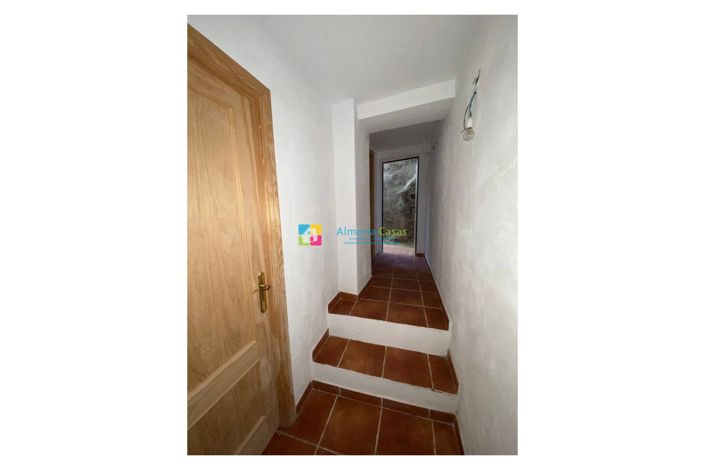 Image No.11-4 Bed Townhouse for sale