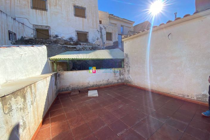 Image No.24-4 Bed Townhouse for sale