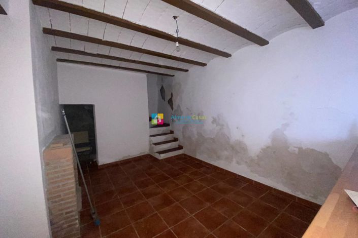 Image No.3-4 Bed Townhouse for sale