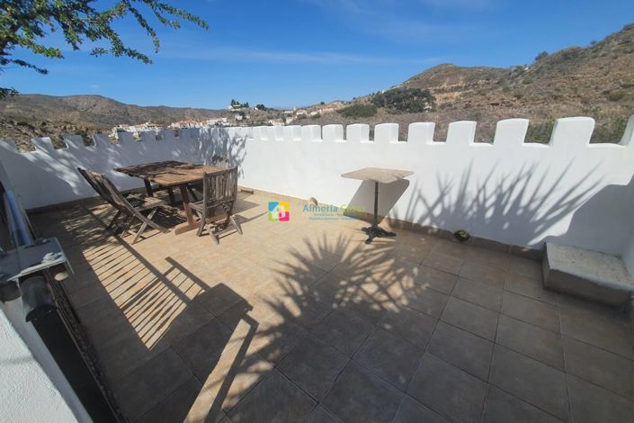 Image No.3-Maison de campagne de 4 chambres à vendre à Albánchez