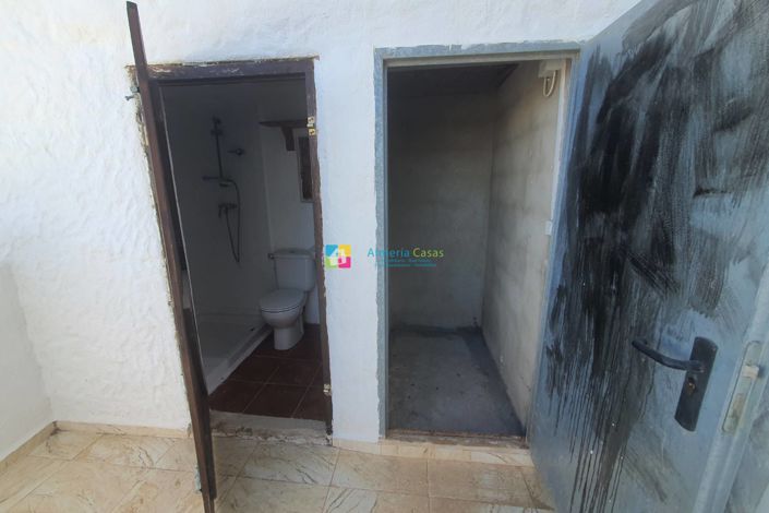 Image No.30-Maison de campagne de 4 chambres à vendre à Albánchez