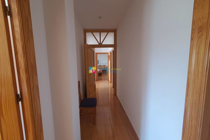 Image No.25-4 Bed Townhouse for sale