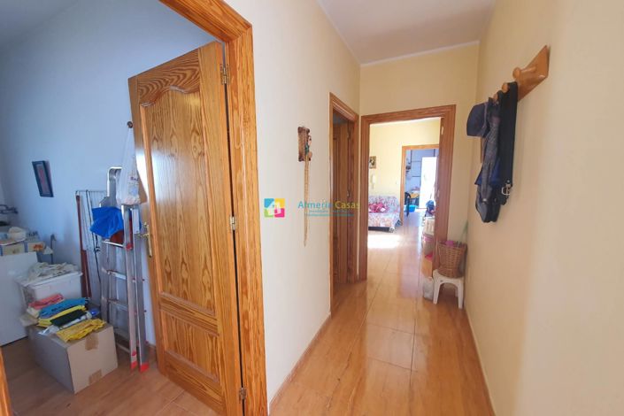 Image No.30-4 Bed Townhouse for sale