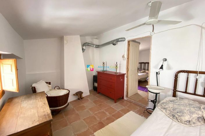 Image No.25-3 Bed Townhouse for sale