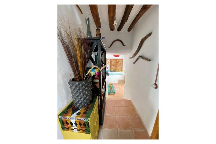 Image No.9-3 Bed Townhouse for sale