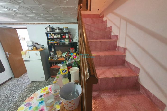 Image No.13-4 Bed Country House for sale