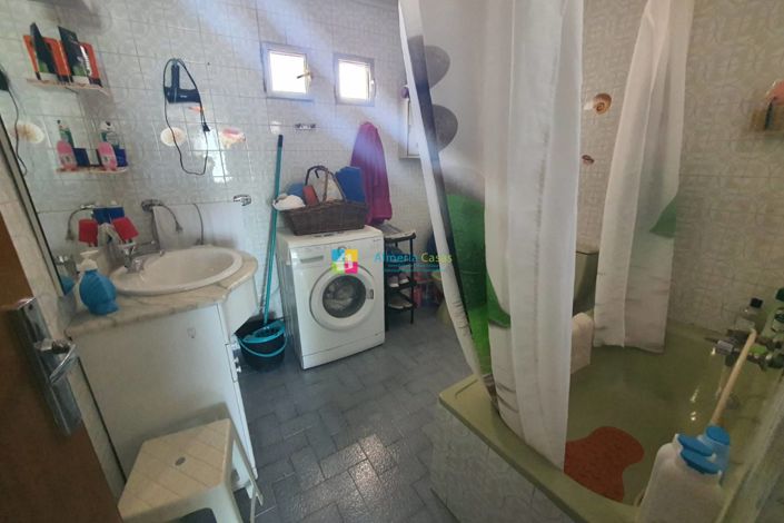 Image No.9-4 Bed Country House for sale