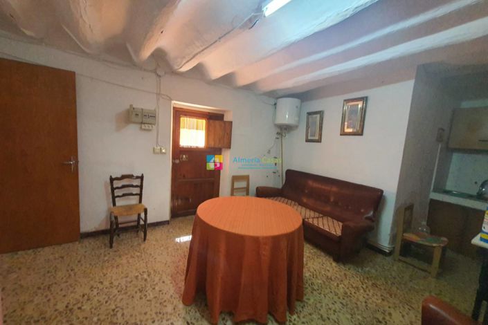 Image No.11-4 Bed Country House for sale