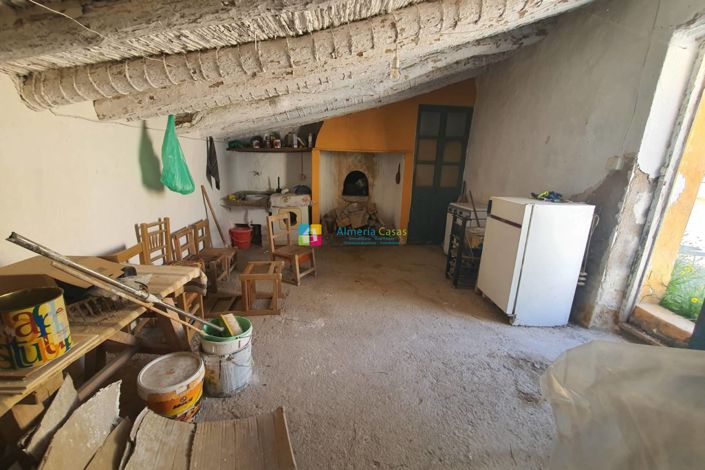 Image No.23-4 Bed Country House for sale