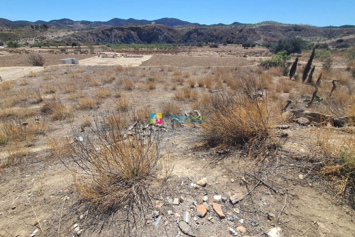 Image No.26-4 Bed Country House for sale