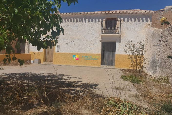 Image No.4-4 Bed Country House for sale