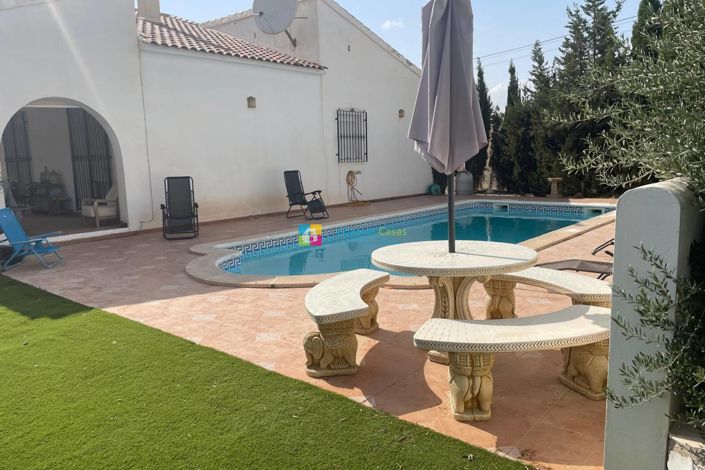 Image No.1-3 Bed Villa for sale
