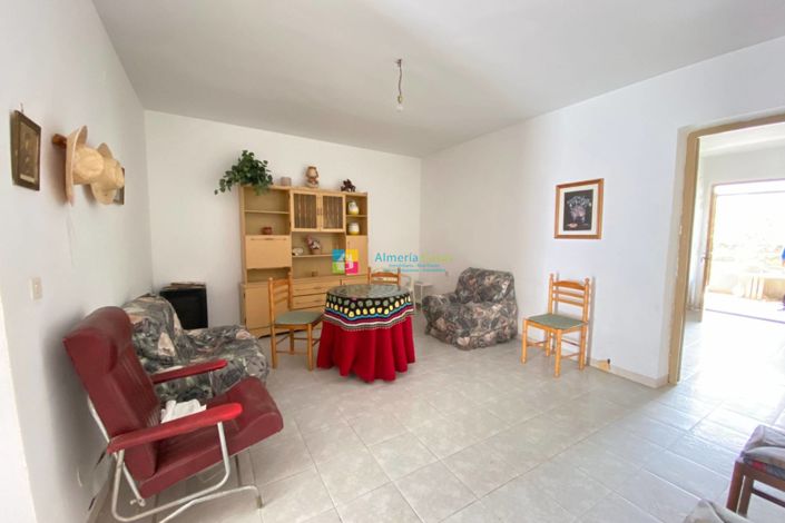 Image No.13-3 Bed Townhouse for sale