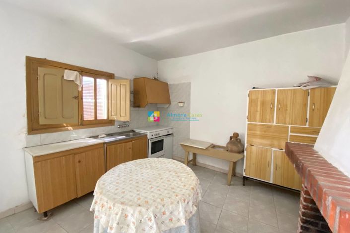 Image No.15-3 Bed Townhouse for sale