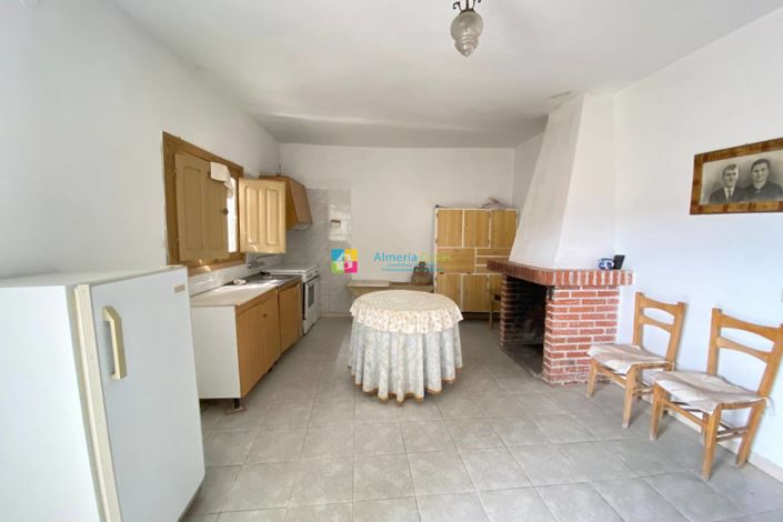 Image No.16-3 Bed Townhouse for sale