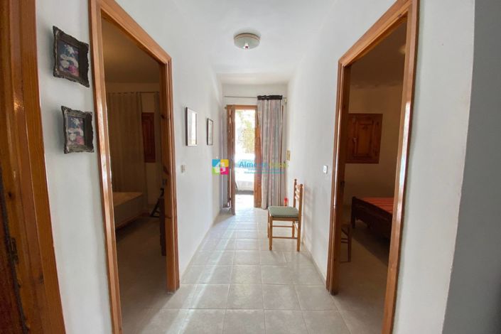 Image No.4-3 Bed Townhouse for sale