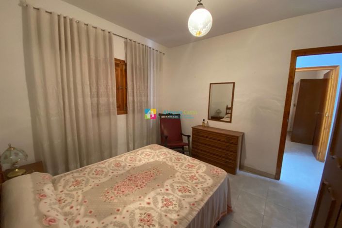 Image No.6-3 Bed Townhouse for sale