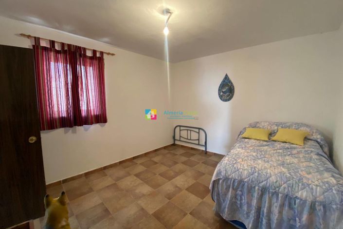 Image No.18-3 Bed Country House for sale