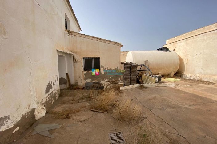 Image No.19-3 Bed Country House for sale