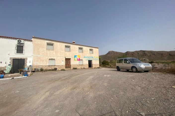 Image No.36-3 Bed Country House for sale