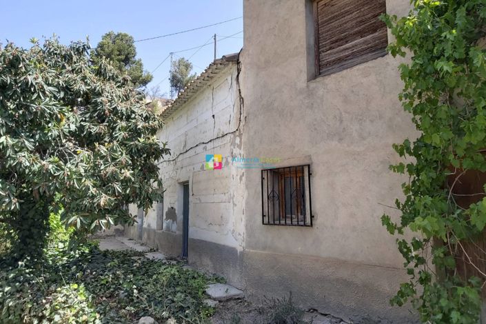 Image No.2-3 Bed Country House for sale