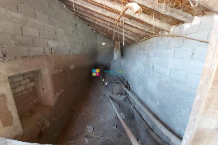 Image No.23-3 Bed Country House for sale