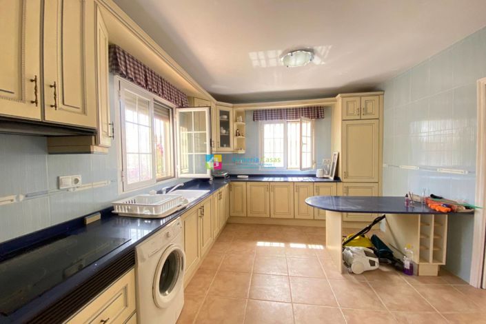 Image No.14-5 Bed Villa for sale