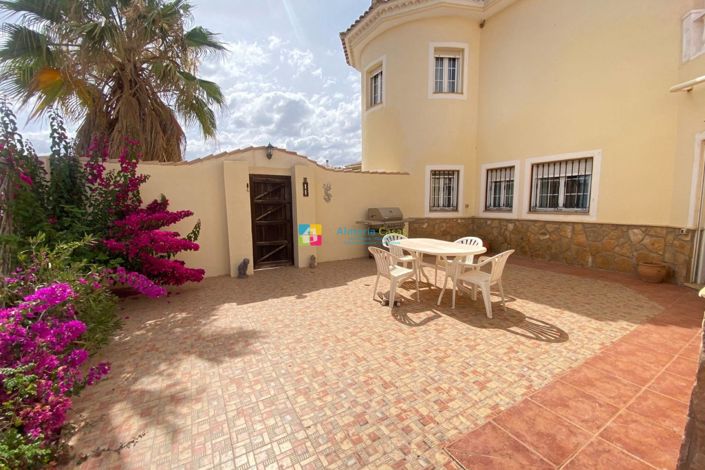 Image No.18-5 Bed Villa for sale