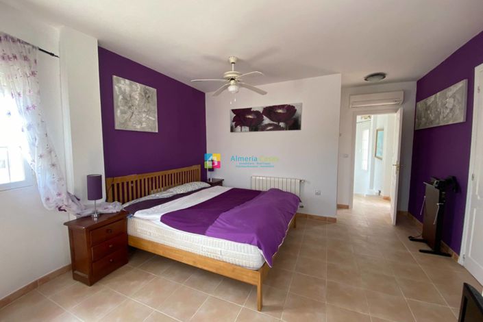 Image No.42-5 Bed Villa for sale