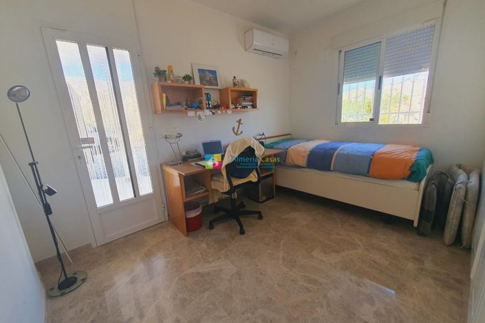 Image No.17-3 Bed Villa for sale